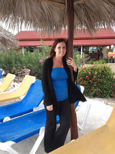 25P NON-NUDE girls around the water 5