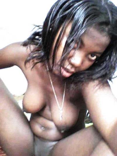 25P Hot black girl from Togo