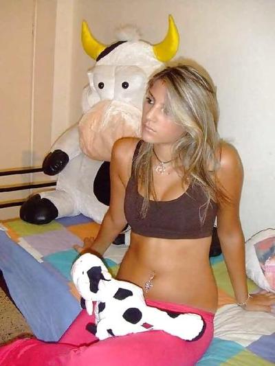 25P Beautiful ladies through the web