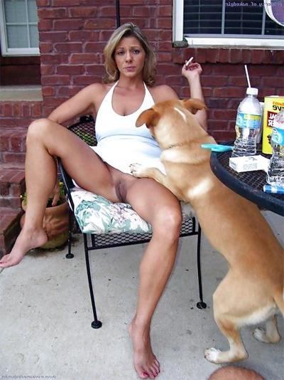 15P Upskirt No Pants 37