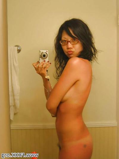 25P Leaked Chinese Air Stewardess photos.