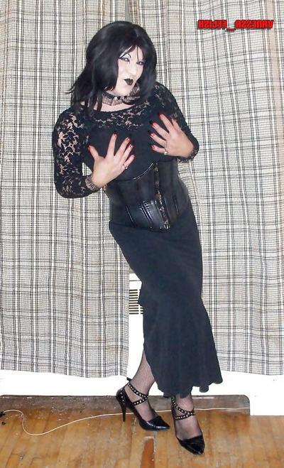 25P Vanessa Fetish - Transsexuelle Fetischkönigin