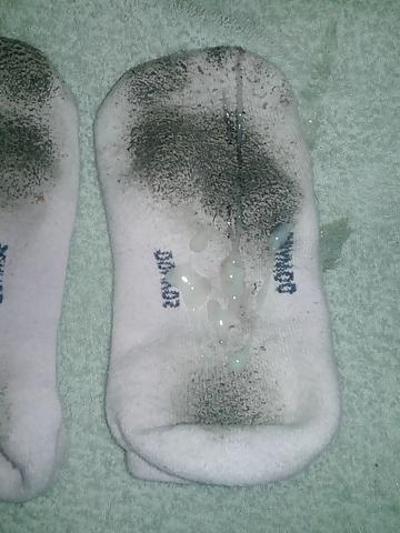 5P Cum on dirty socks