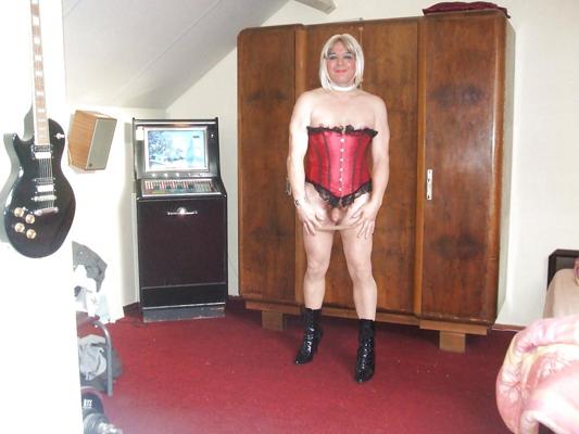 25P Mistress Jezz