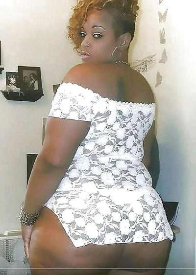 21P Sexy in that skirt dress black bitch