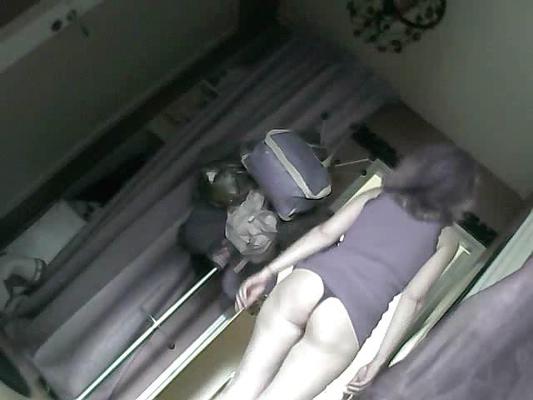25P Wife On Hidden Cam