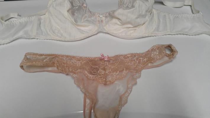 22P Aunt's Panties - Xmas Time- 58 Years Old