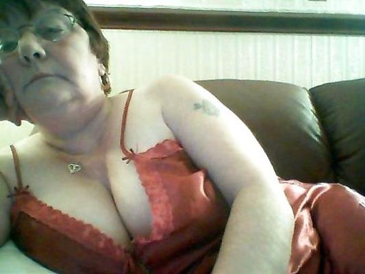 25P Grannys non nude all in 60's
