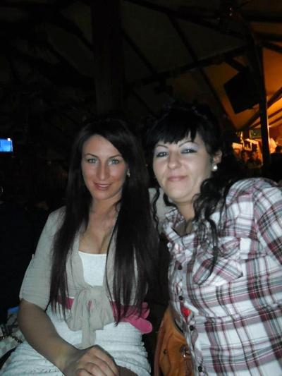 13P Romanian women: iona