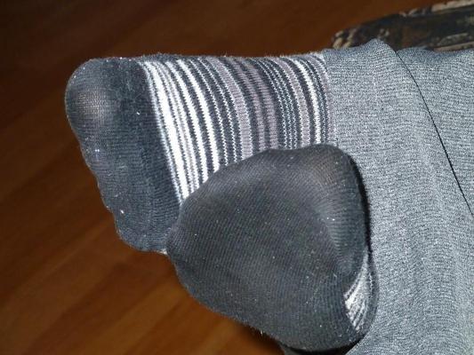 10P Babysitter stinky socks (4days)
