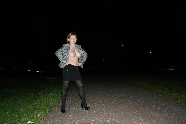 23P Busty amateur beauty