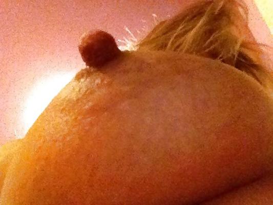 5P Huge nipple a lady I fucked sent me as memento
