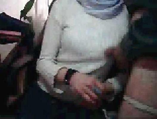 25P Hijab arab webcam in office Wears egypt or turkish jilbab