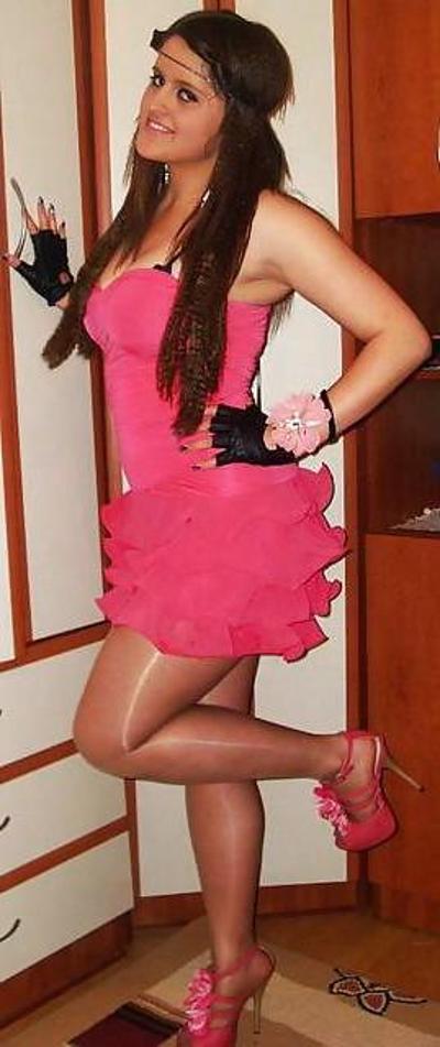 25P LEGS LEGS AND HEELS 