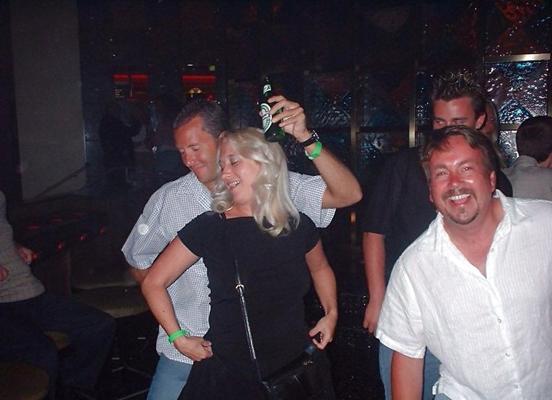 11P Dancing