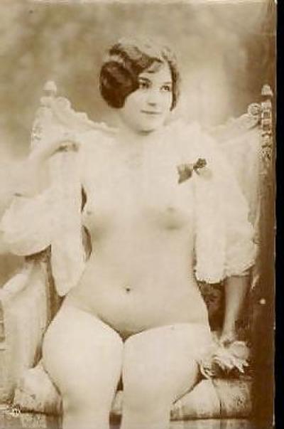 12P A Dozen extra Vintage Sirens