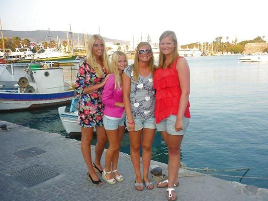 4P Dutch Blonde Teen