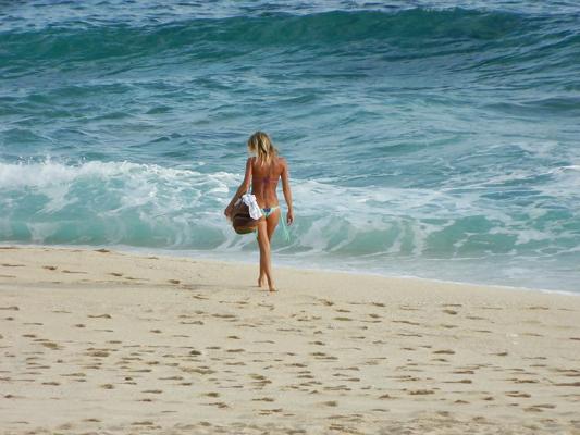 25P Beach Voyeur 001
