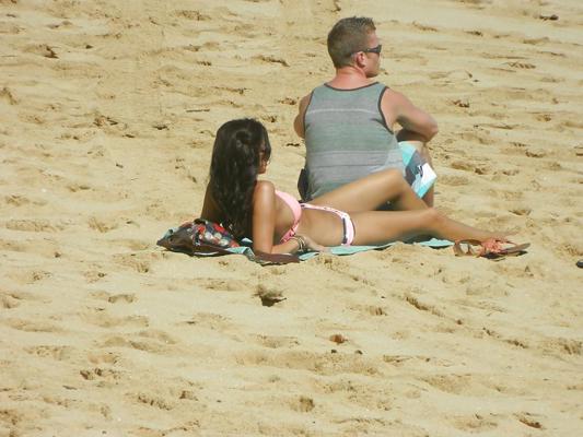 25P Beach Voyeur 002