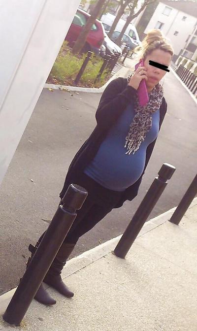 7P Voyeur embarazada en París