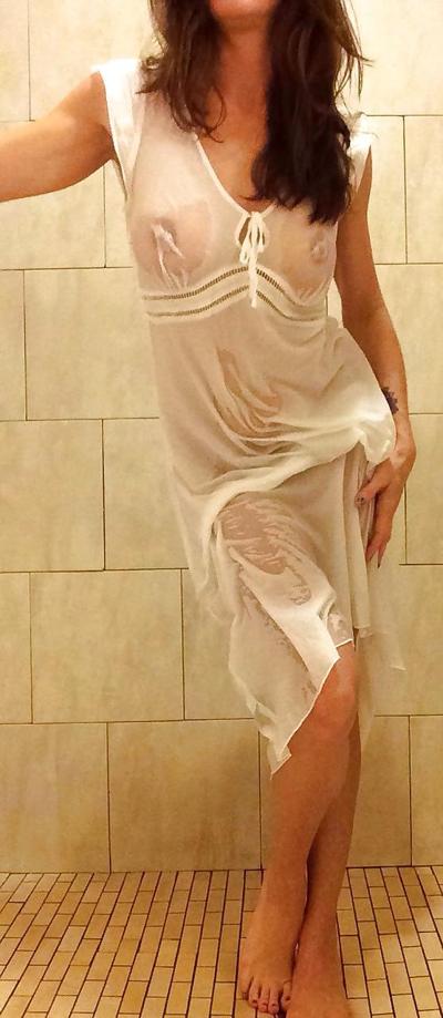 10P MILF Shower With Clothes