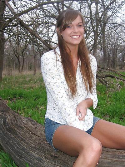 15P Sexy Blue Eyes Girl Outdoor,by Blondelover.