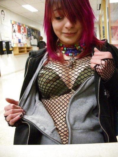 12P French girL