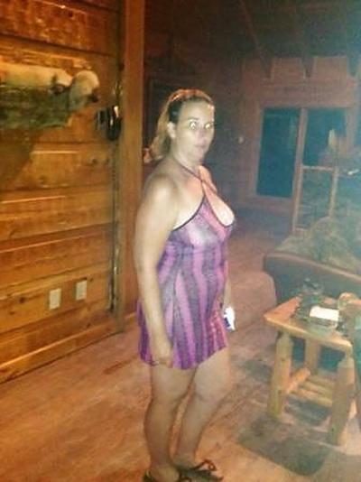 4P Cheating White Wife?