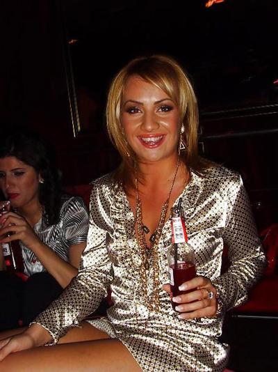 24P Romanian MILF Carmen