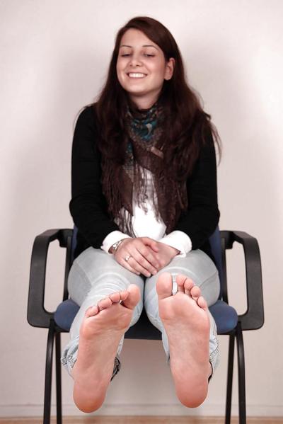 14P Amateur Feet 2