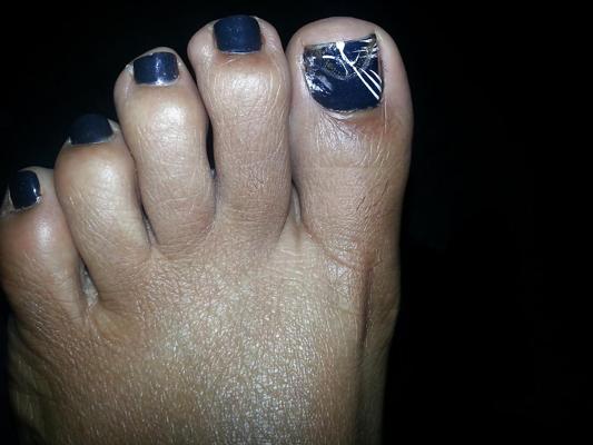 20P Feet pretty,  toes pretty
