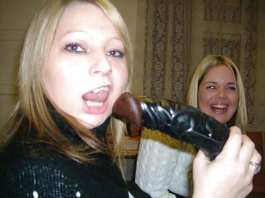 25P White Women - Black Dildos & Fantasizing About Black Men