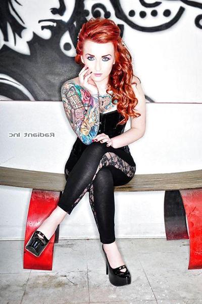 15P Hot Inked Goddess Skyeann Gigilo