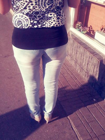 5P Cougar ASS (Street Voyeour)