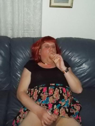 25P Wife of a sissy and sissy hubby