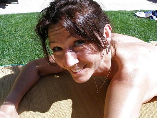 25P Hot and sexy MILF