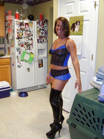25P Swingers on vacation