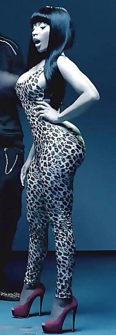 25P Nicki Minaj sale ghetto salope.énorme cul.bouche gourmande