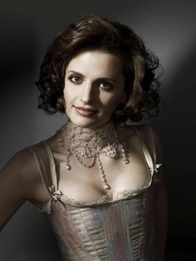 25P Stana Katic-Kate Beckett