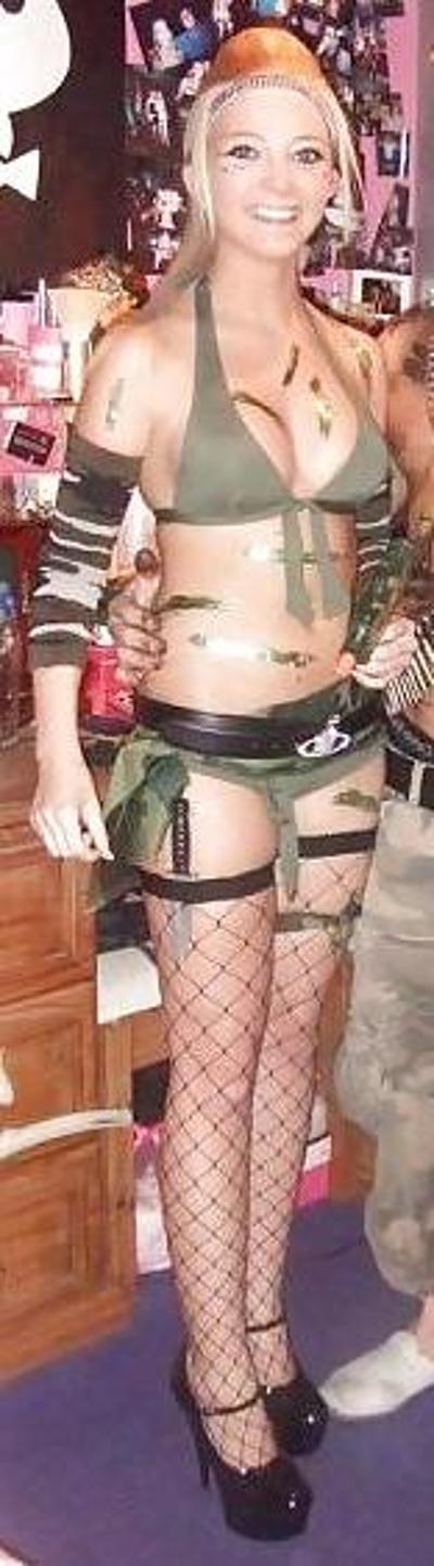 25P Facebook Sluts- Melissa in fancy dress!