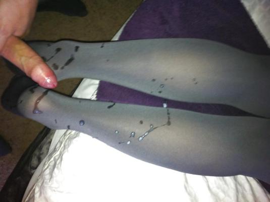 5P Cum on Pantyhose