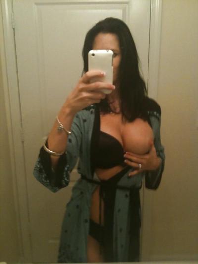 25P Patricia non nude