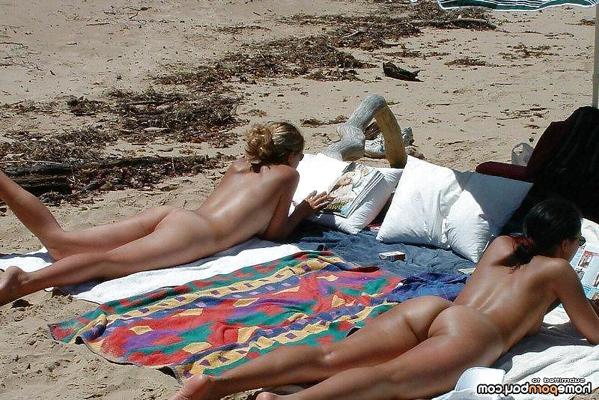 25P Meninas na praia