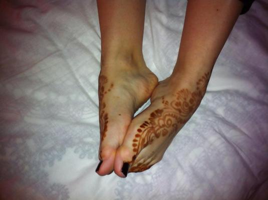 6P Henna Footjob 