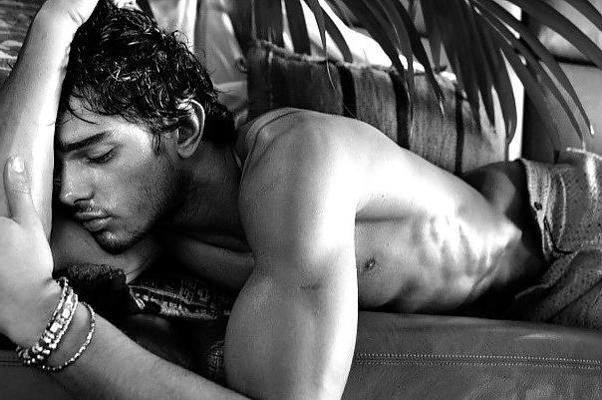 7P Gay boys erotic photos
