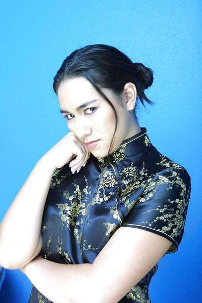 14P Single Asian girl in Cheongsam