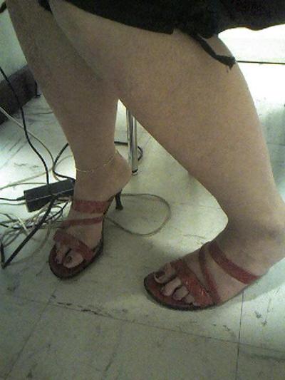 17P French Mature Evelyne's Feet 2
