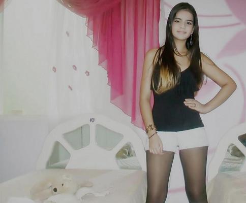 19P Beautiful Teen Angela in Nylons