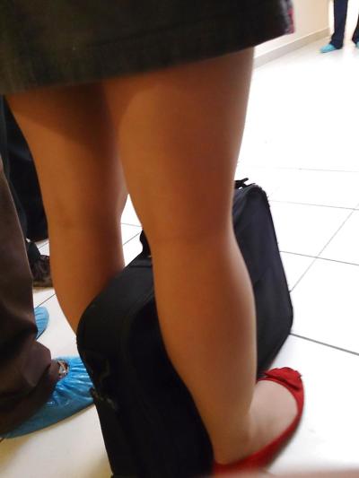 11P Candid shots of teen in pantyhose and ballerinas flats