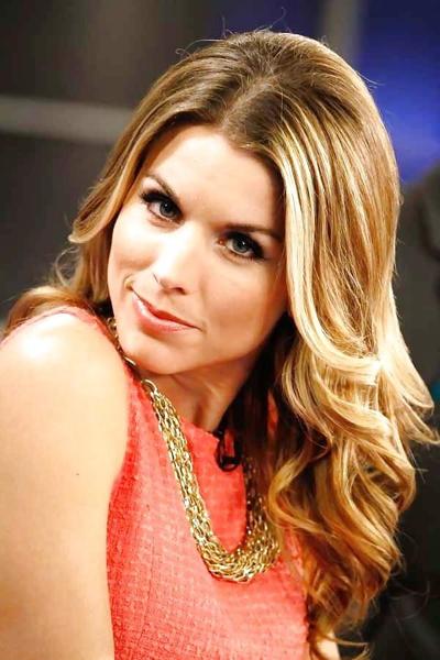 25P Maria Sansone: My Dick Gets Hard When I See Her
